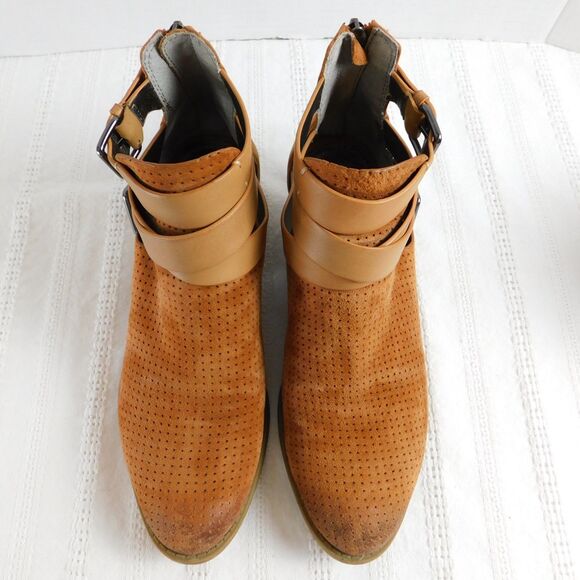 Kenneth Cole Reaction Raw Luck Women’s Suede Ankle Boots 7.5 Rear Zip Toffee EUC - Picture 10 of 12